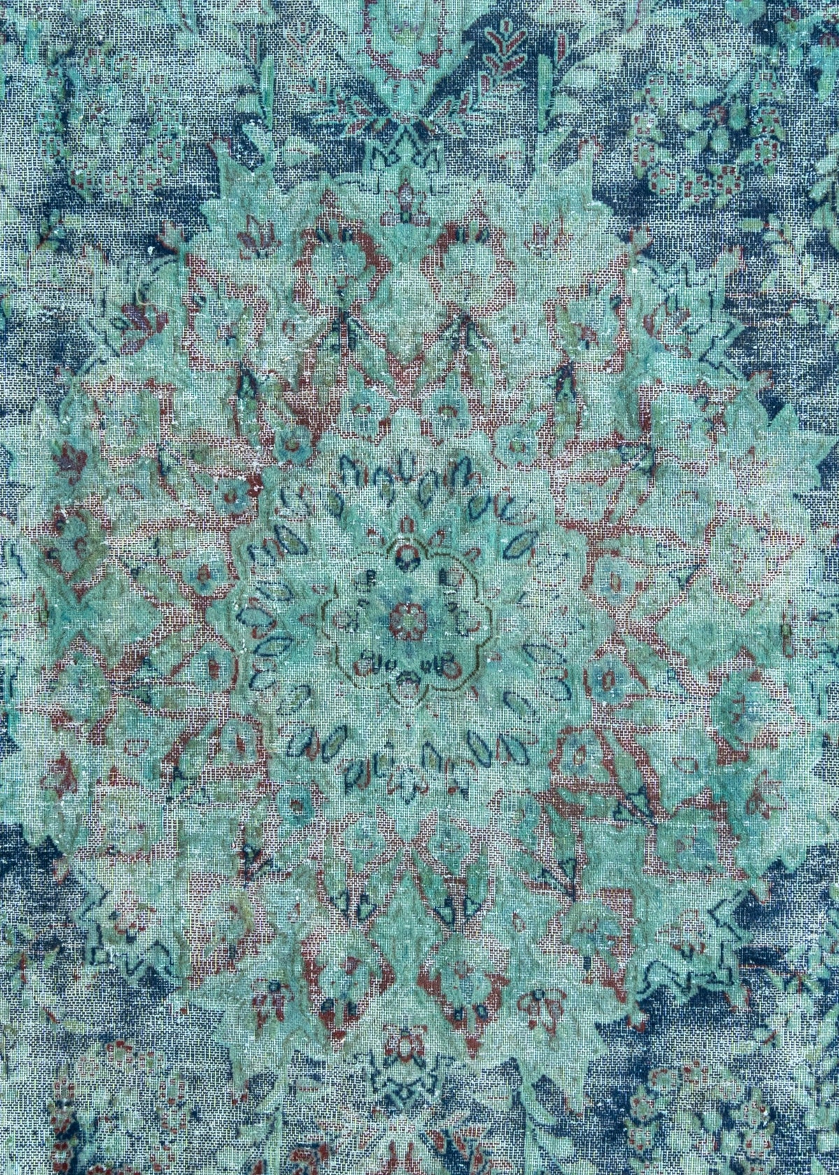384 x 304 Vintage Royal