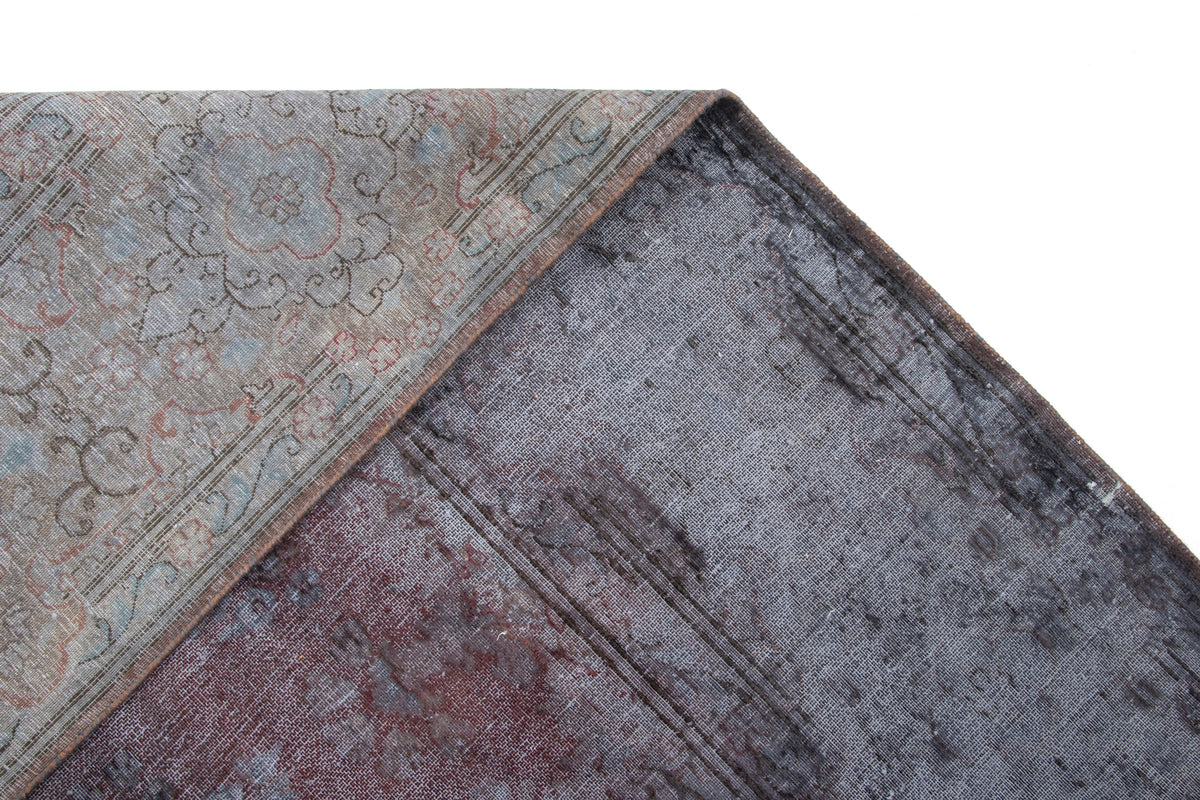 390 x 298 Vintage Royal