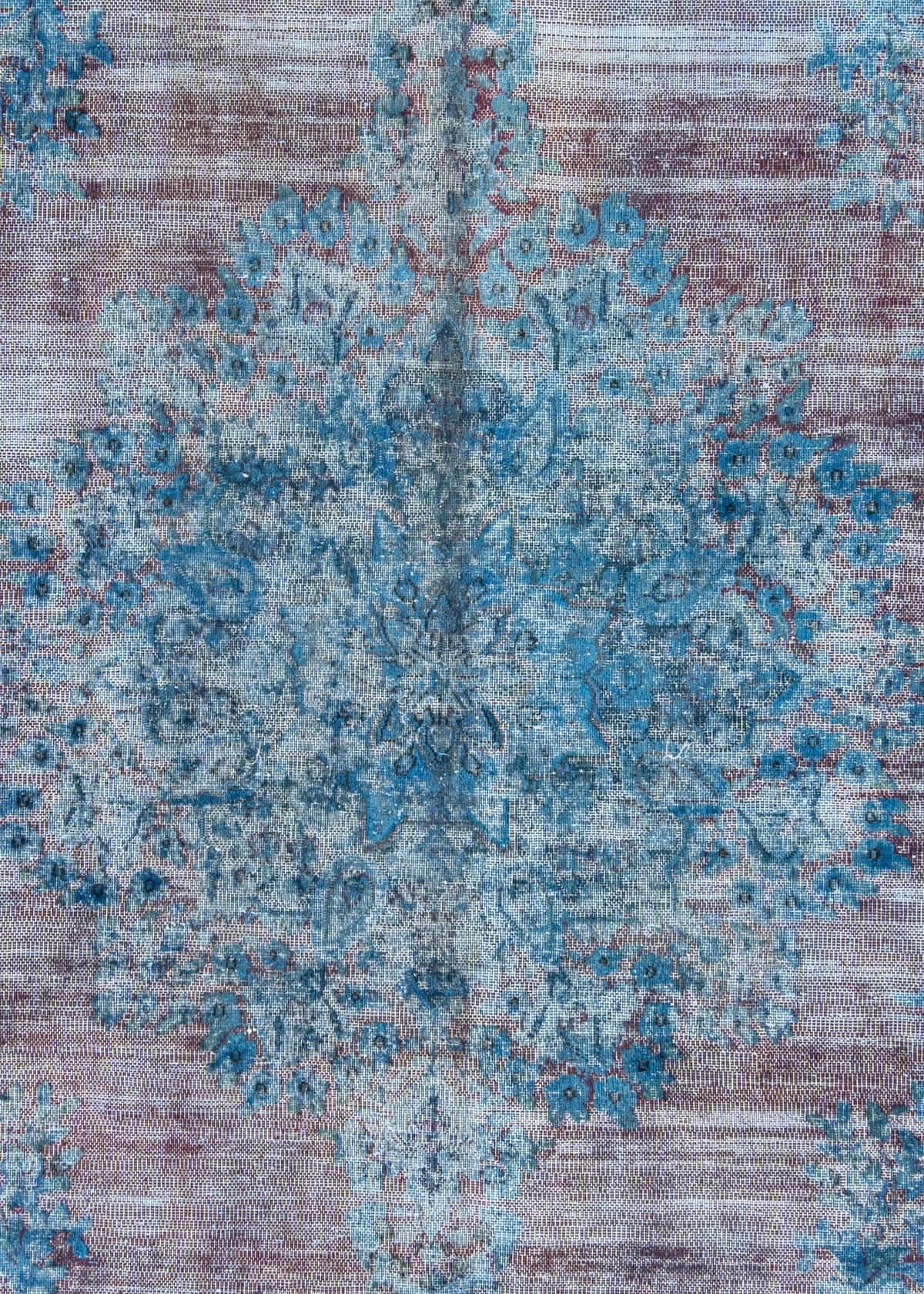 395 x 297 Vintage Royal
