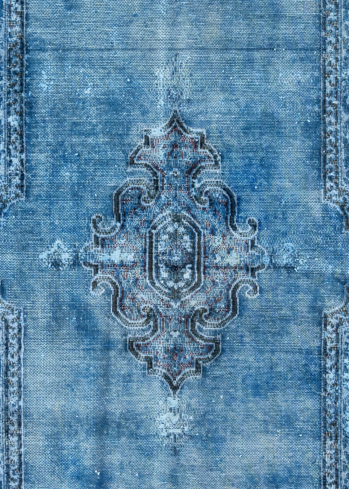 241x138 Vintage Royal