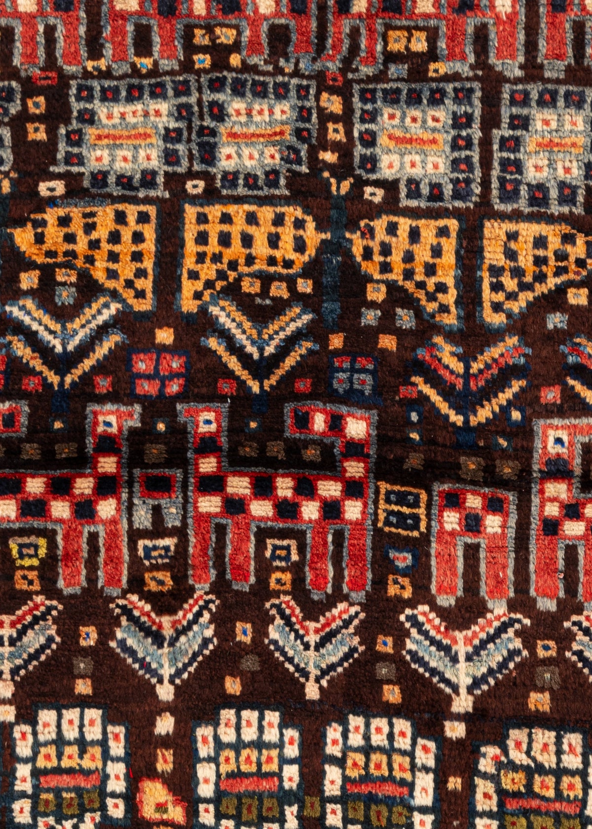 156 x 118 Afshar alt