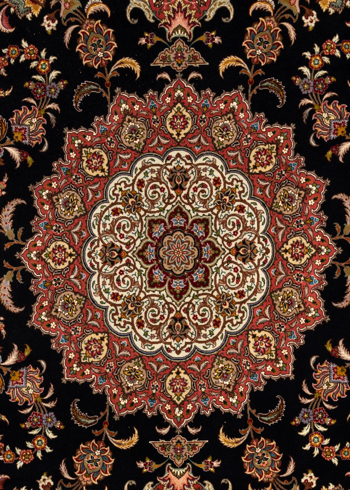 335 x 251 Täbriz mit Seide
