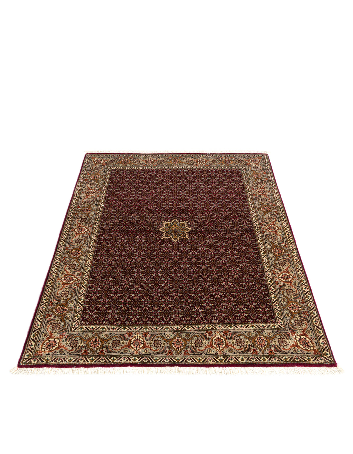 142 x 106 Täbriz Mahi