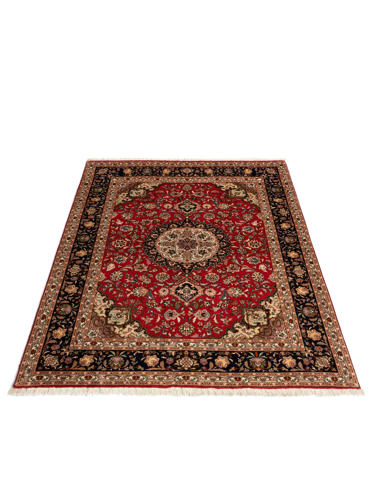 194 x 157 Täbriz mit Seide