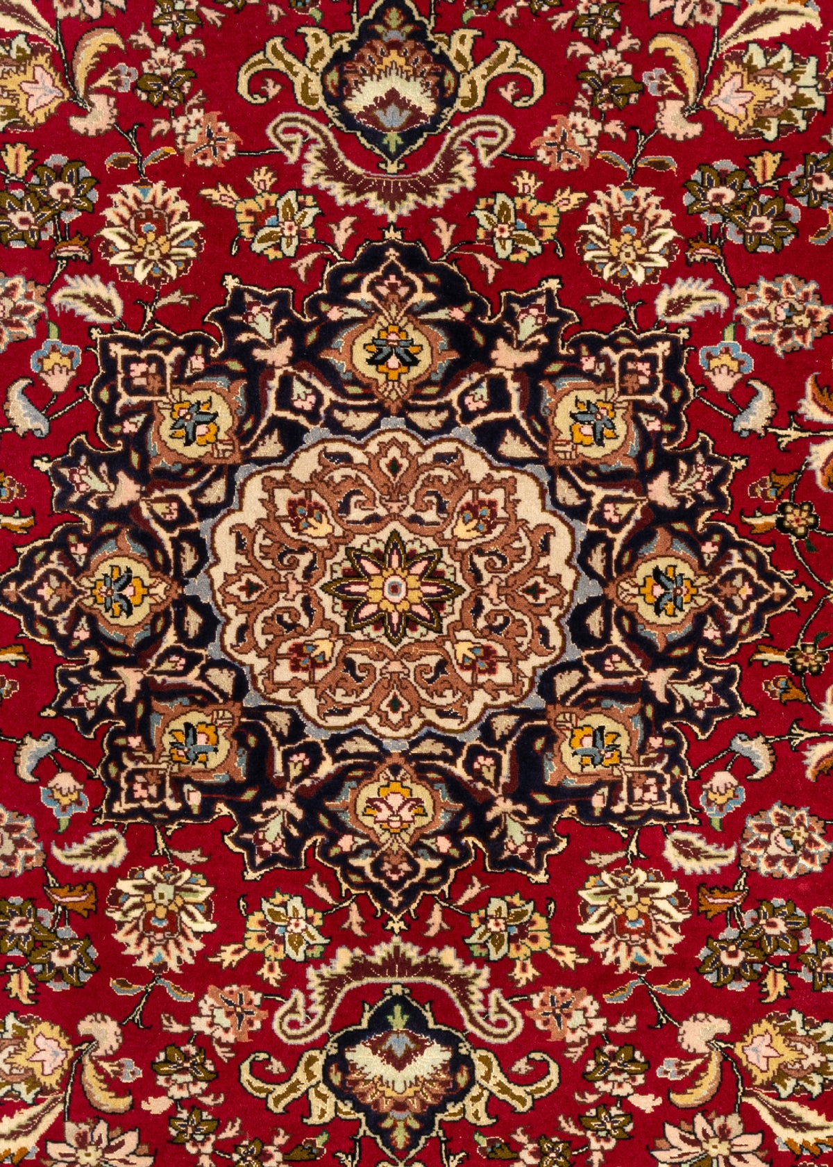 195 x 155 Täbriz mit Seide