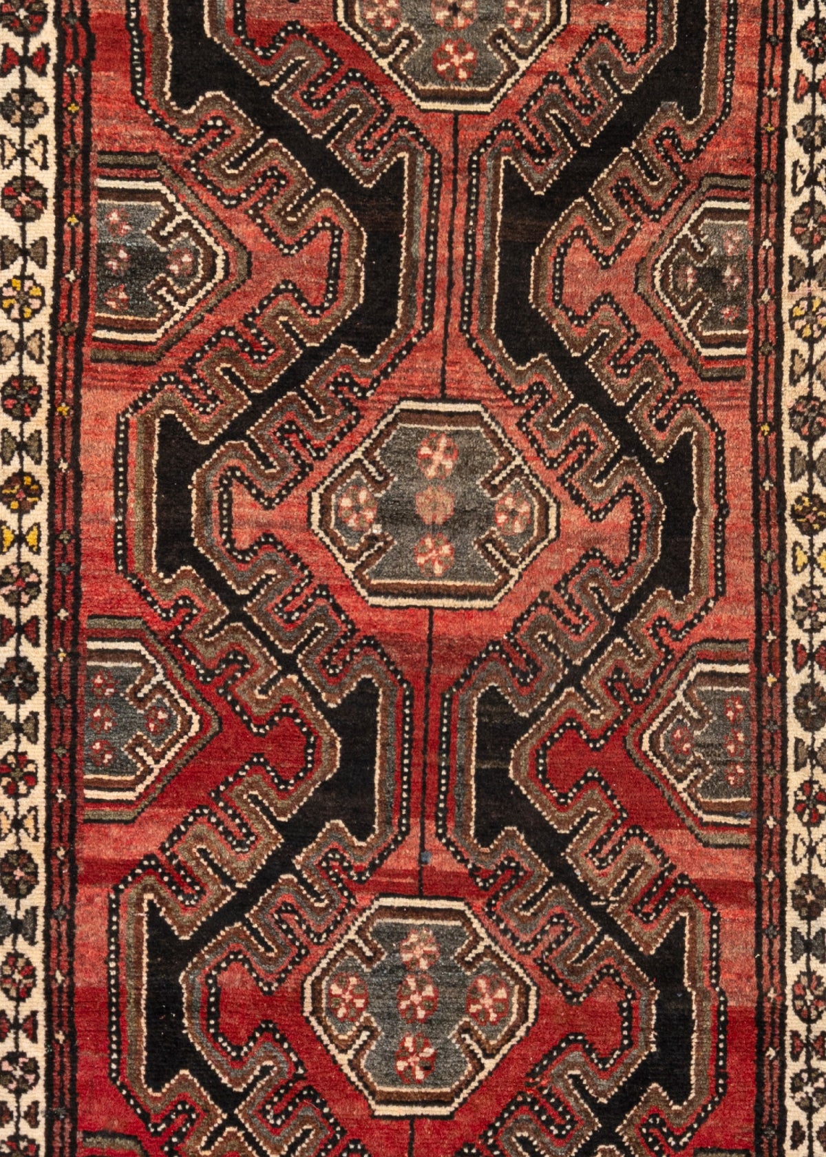 285 x 84 Hamadan