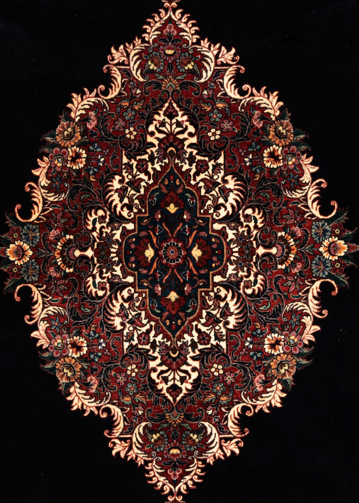 361 x 260 Bidjar