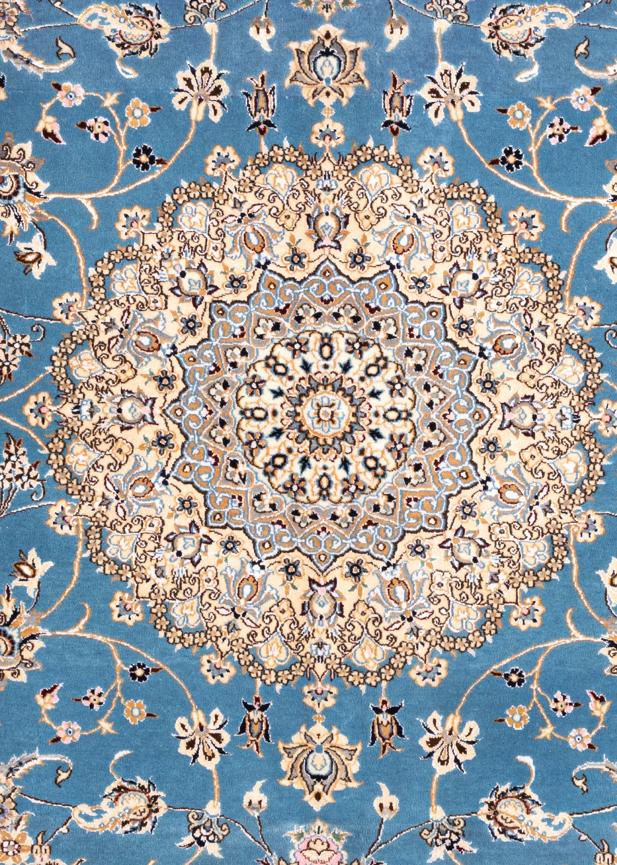 251 x 202 Nain 6 La mit Seide