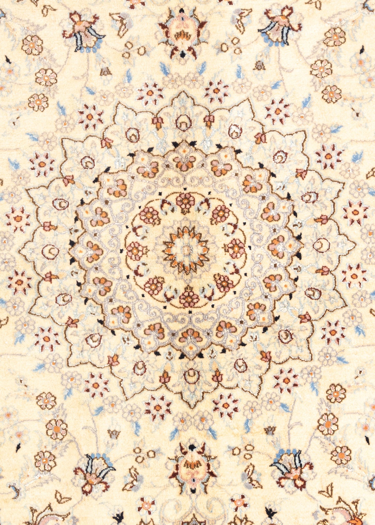 307 x 215 Nain 9 la mit Seide