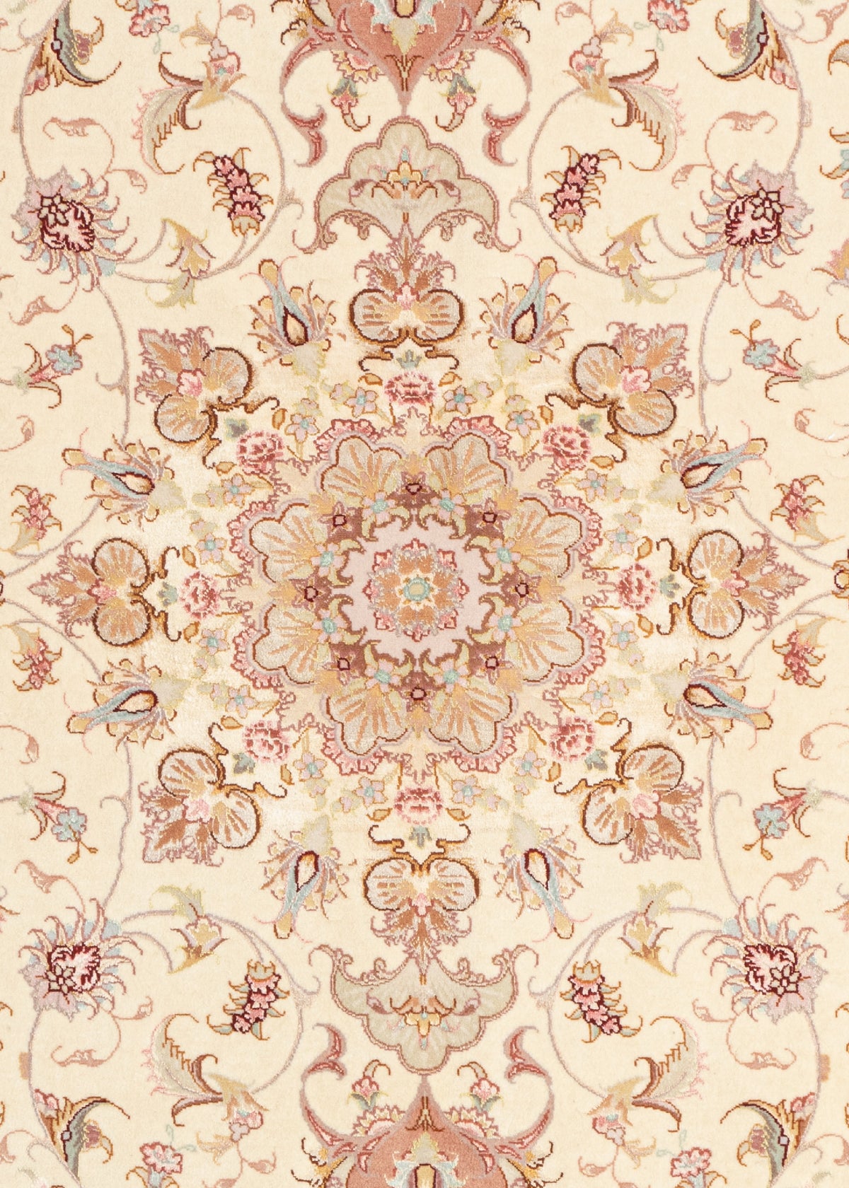 216 x 154 Täbriz auf und mit Seide