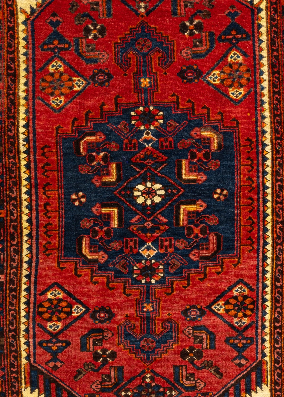 221 x 133 Hamadan
