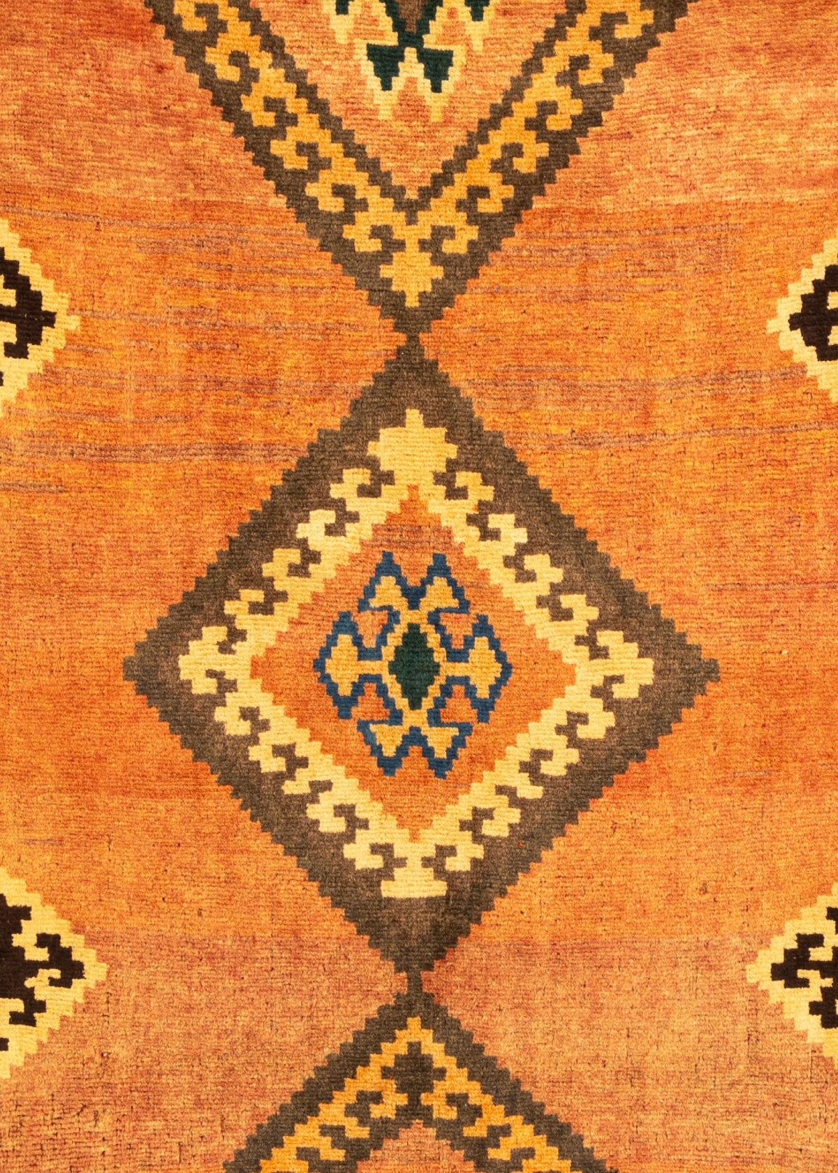 182 x 126 Gabbeh alt