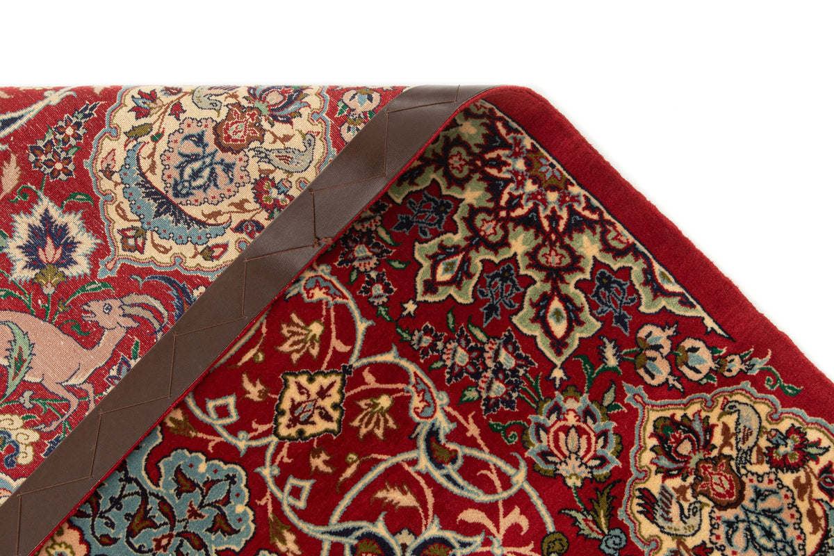155 x 104 Isfahan