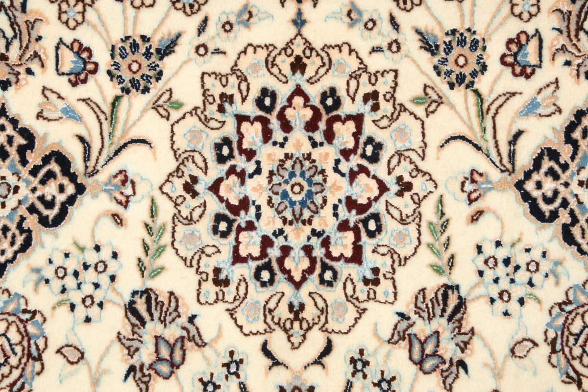 200 x 129 Nain 6 La