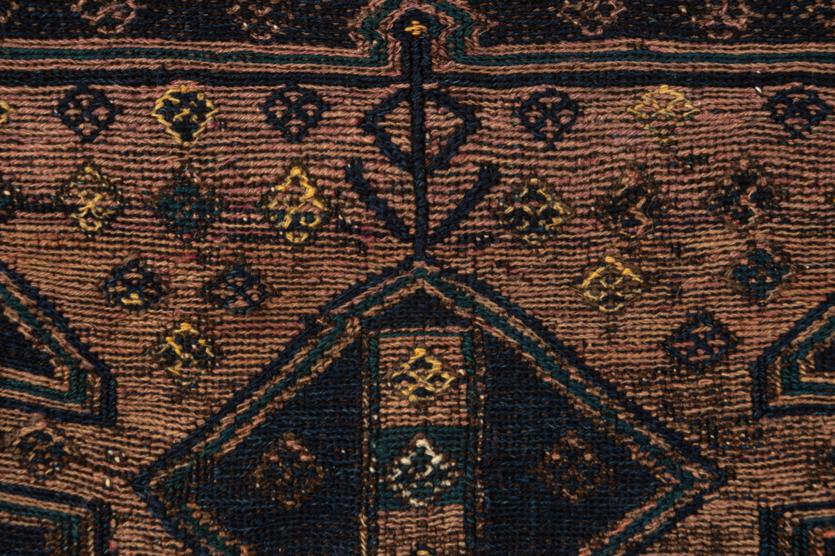 127 x 107 Beloutsch