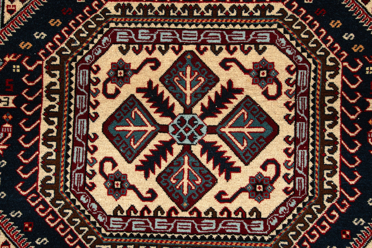 155 x 110 Shirvan Kasak