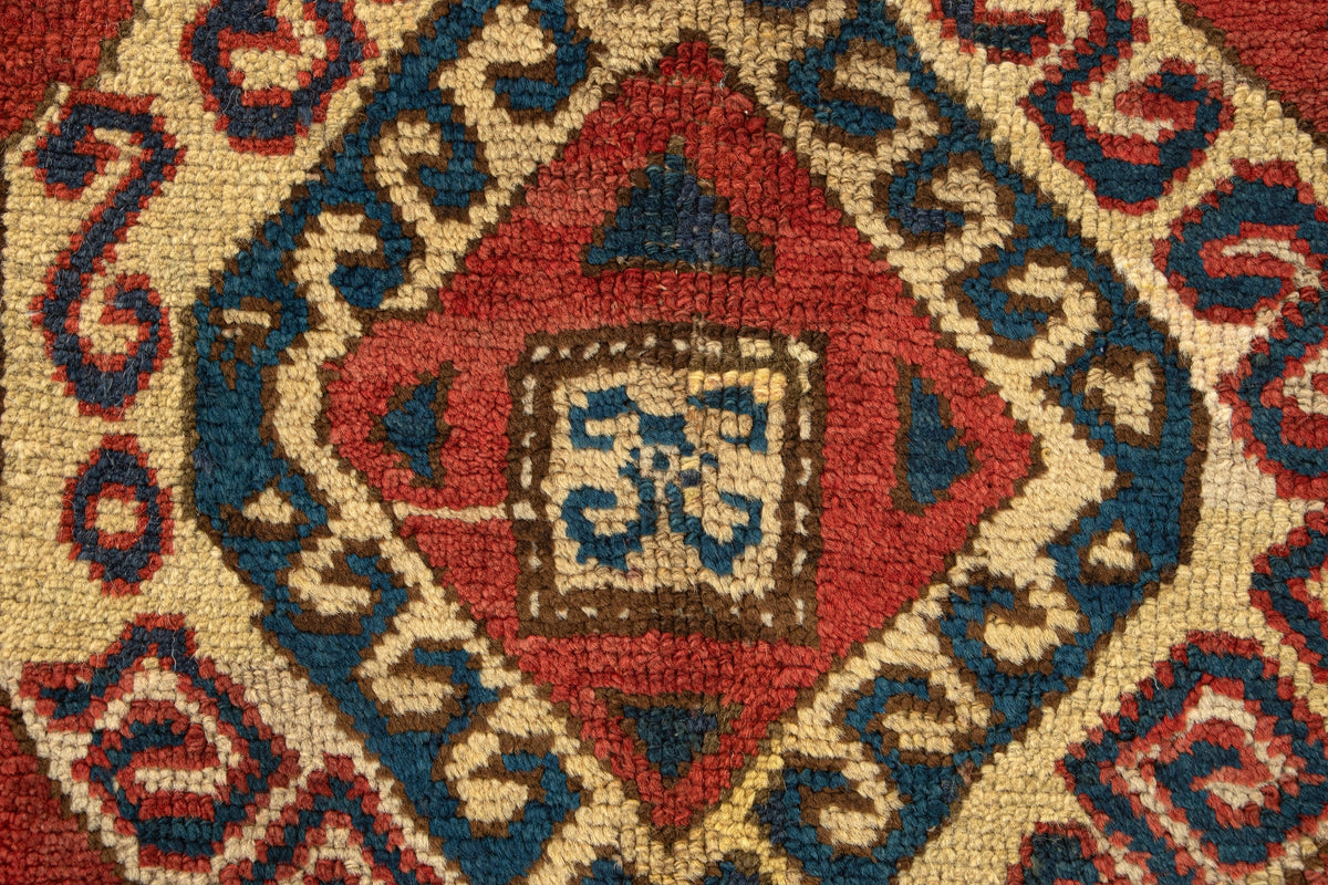 178 x 102 Shirvan Kasak