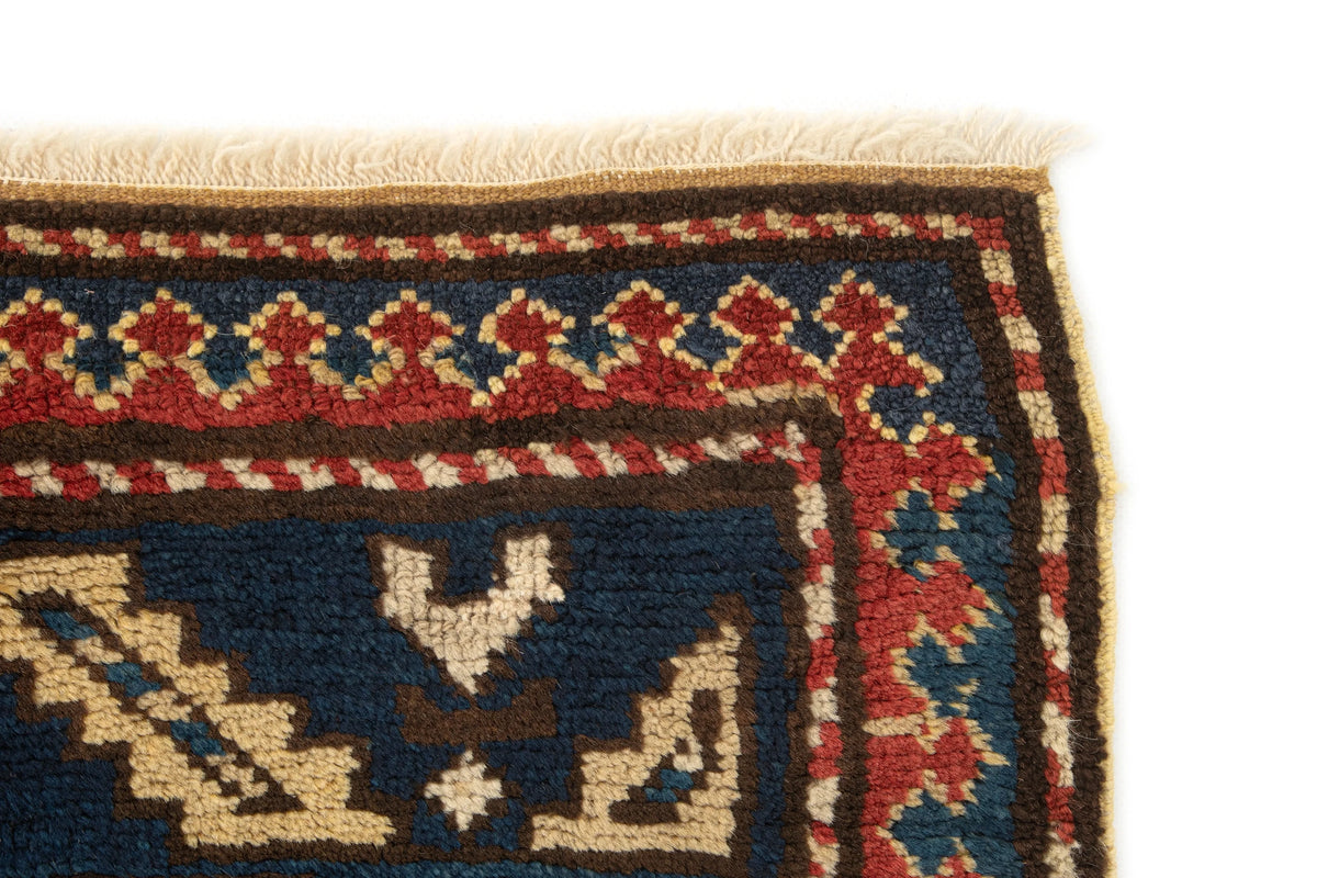 178 x 102 Shirvan Kasak