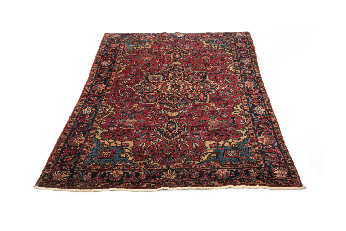 215 x 133 Saruk