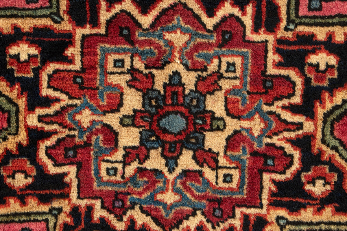 215 x 133 Saruk