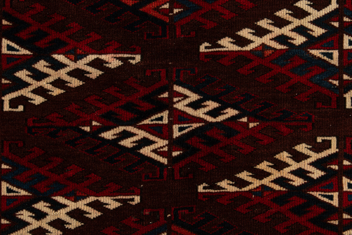 348 x 221 Yomouth