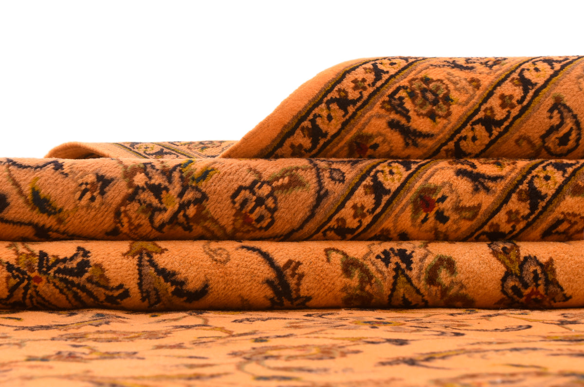 394 x 292 Vintage Royal