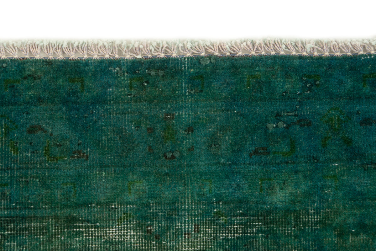 397 x 290 Vintage Royal