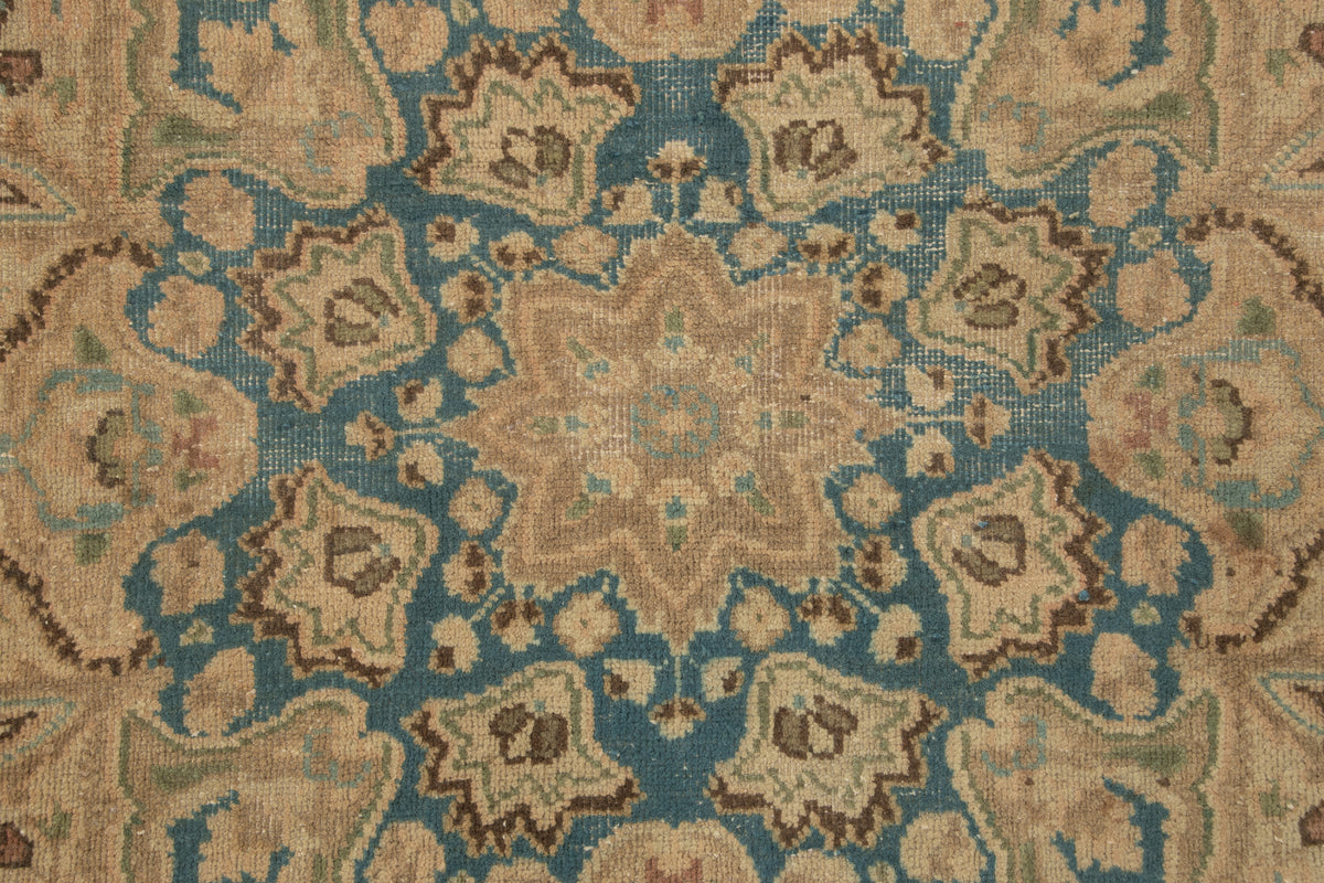 397 x 277 Vintage Royal