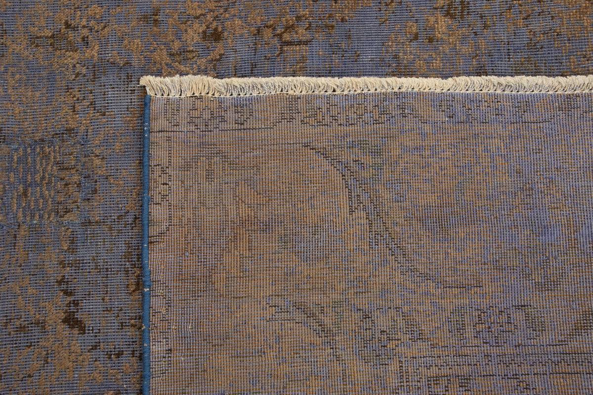 367 x 283 Vintage Royal
