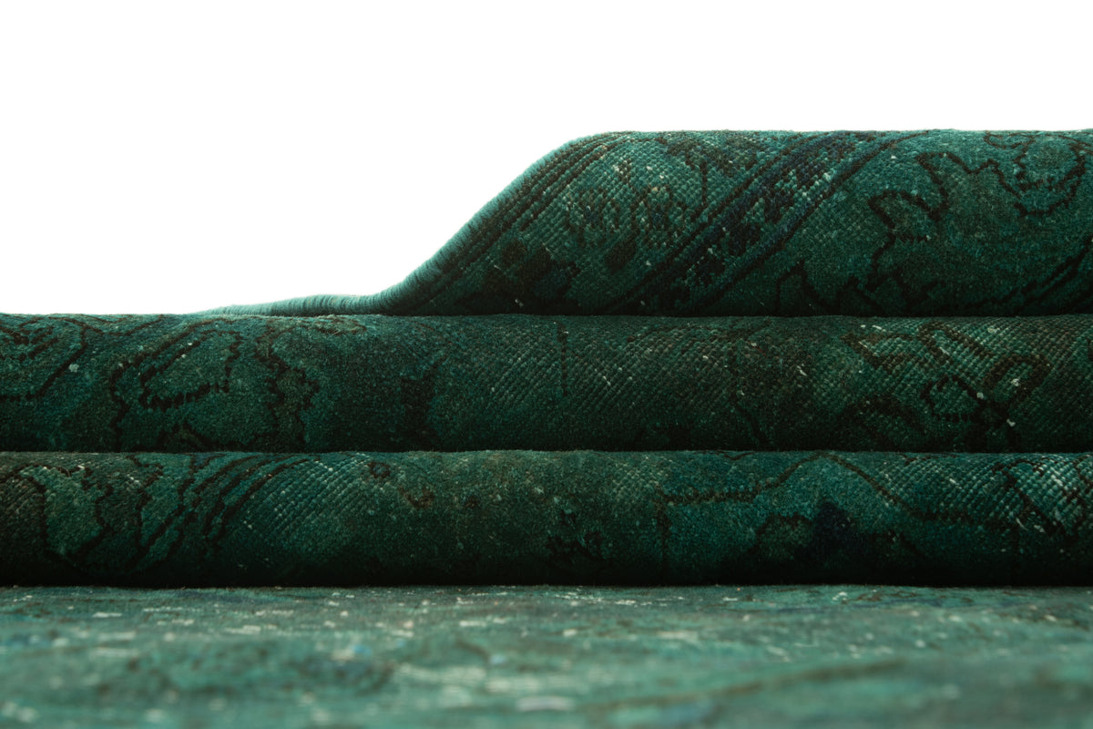 300 x 212 Vintage Royal