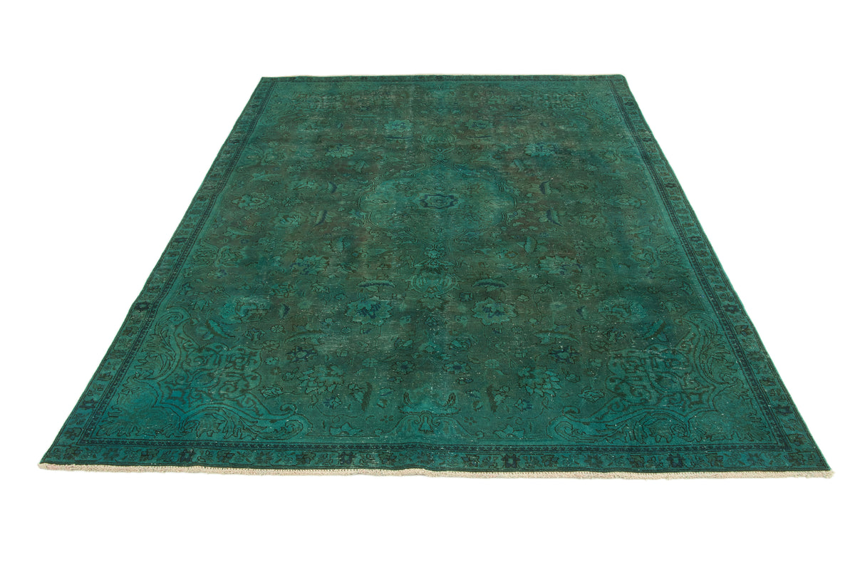 300 x 212 Vintage Royal