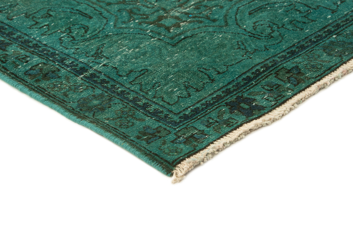 300 x 212 Vintage Royal