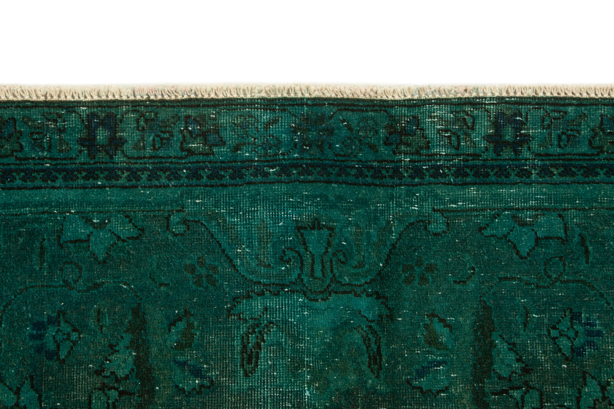 300 x 212 Vintage Royal