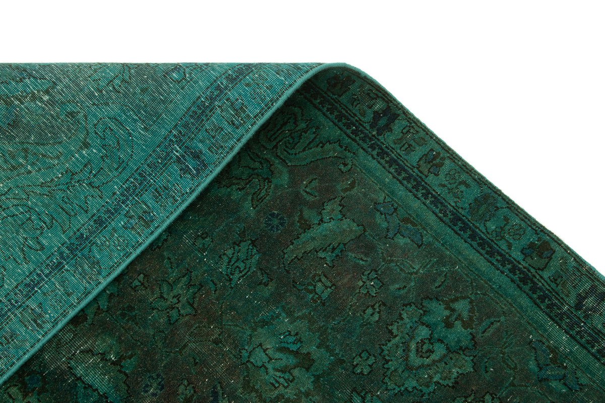 300 x 212 Vintage Royal