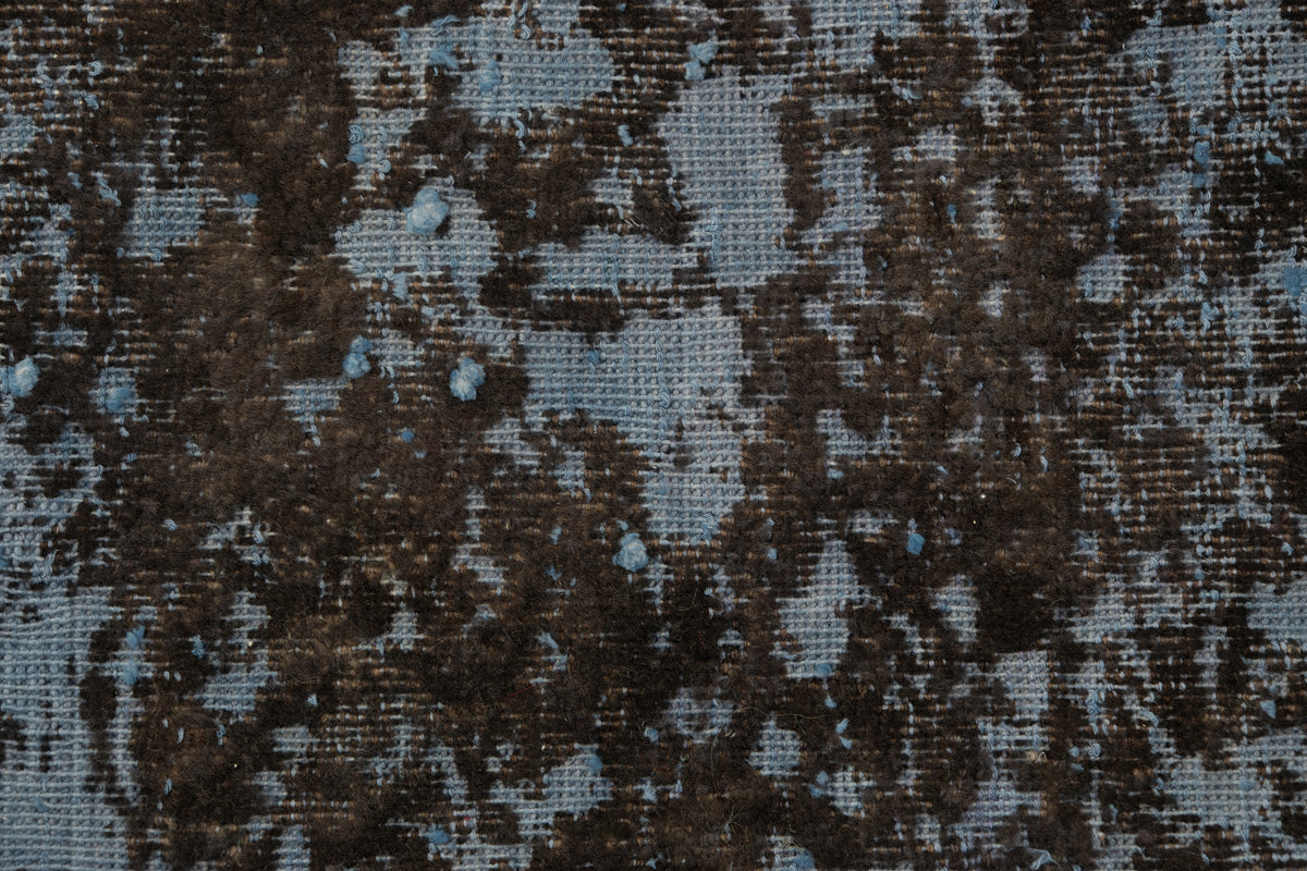 279 x 200 Vintage Royal