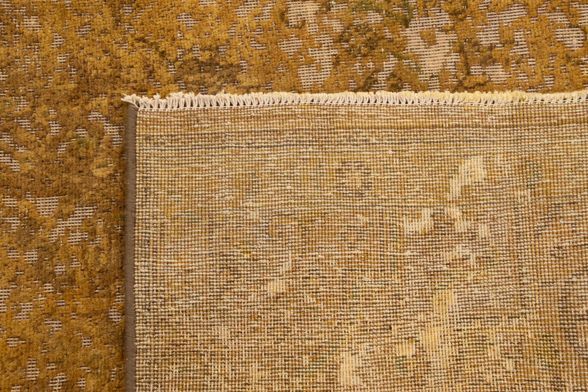 320 x 220 Vintage Royal
