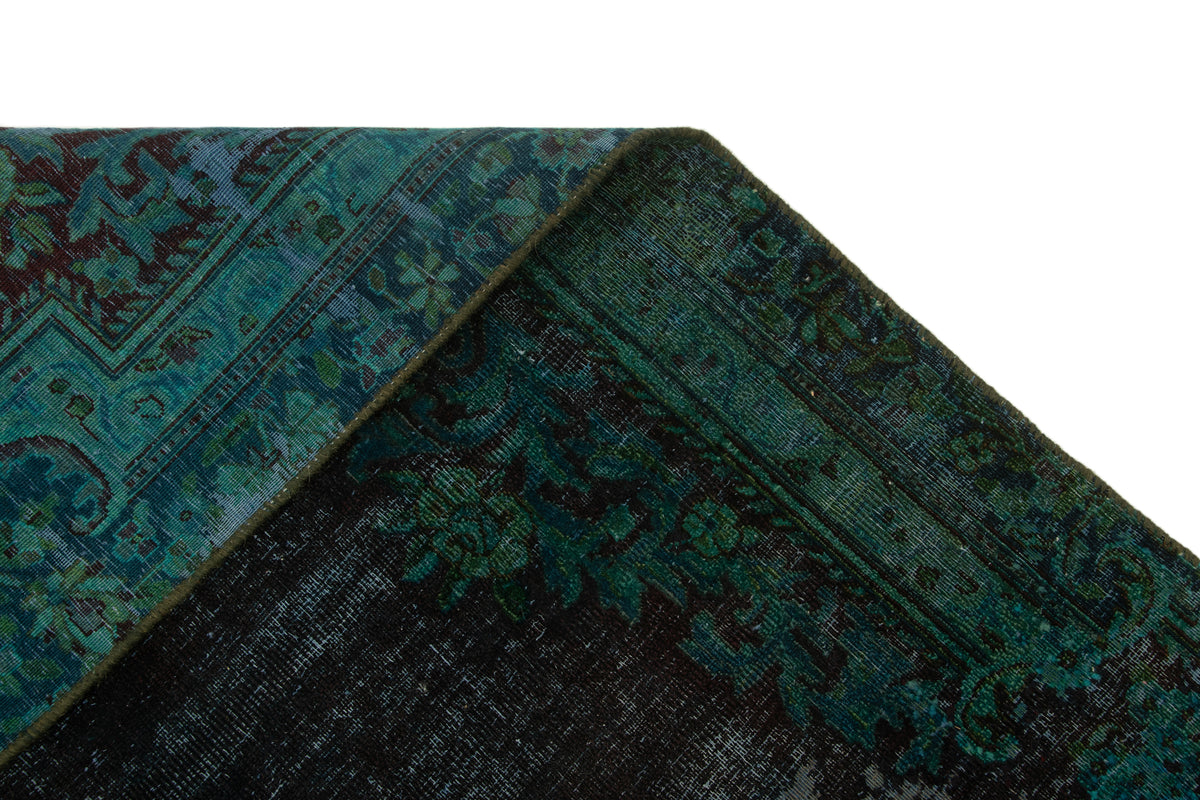 293 x 200 Vintage Royal