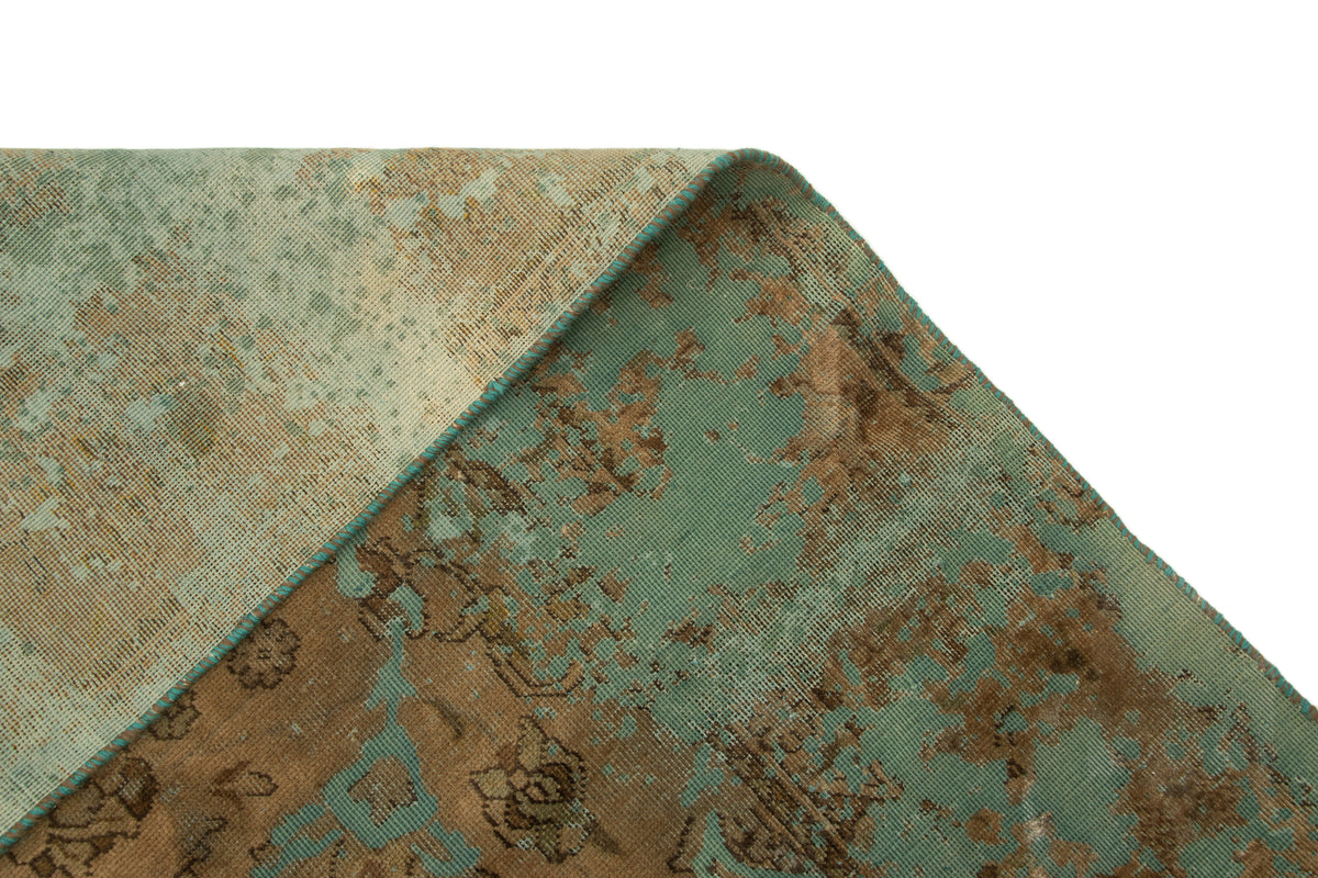 370 x 282 Vintage Royal