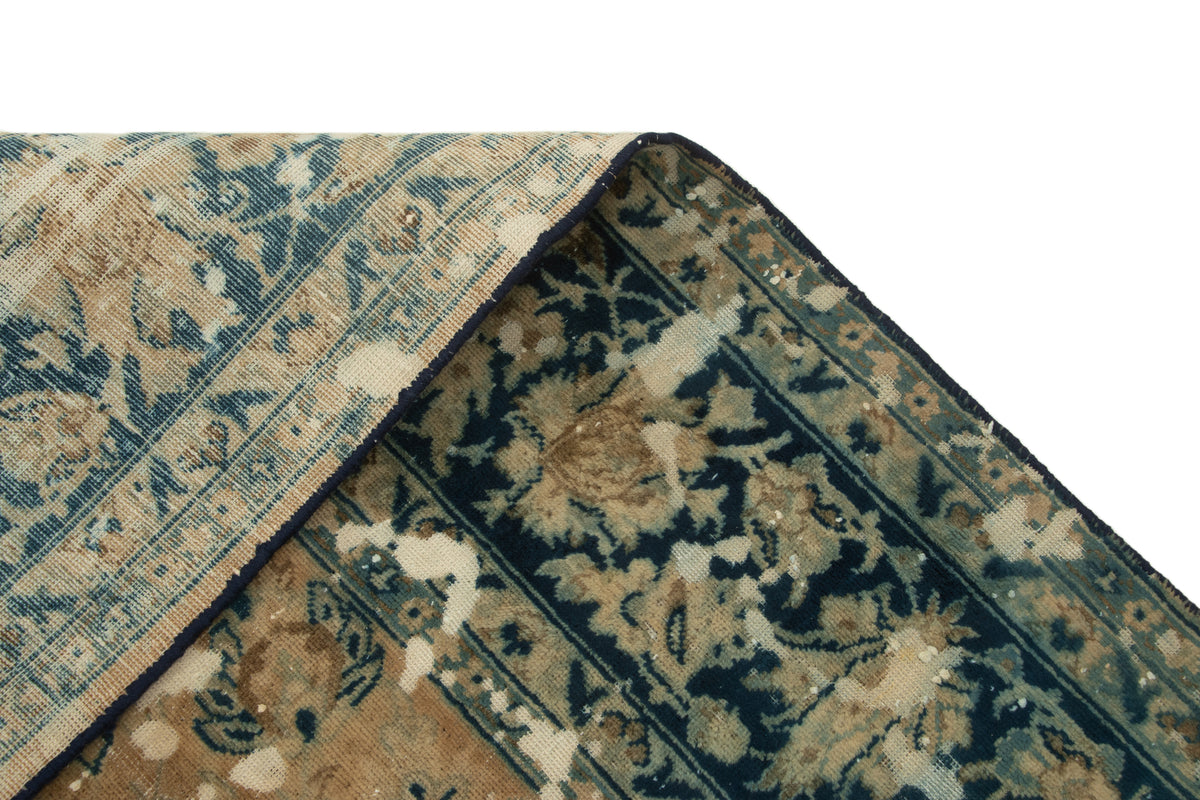360 x 238 Vintage Royal