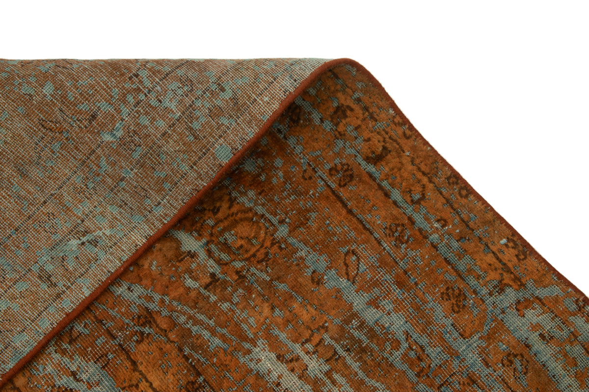 300 x 284 Vintage Royal