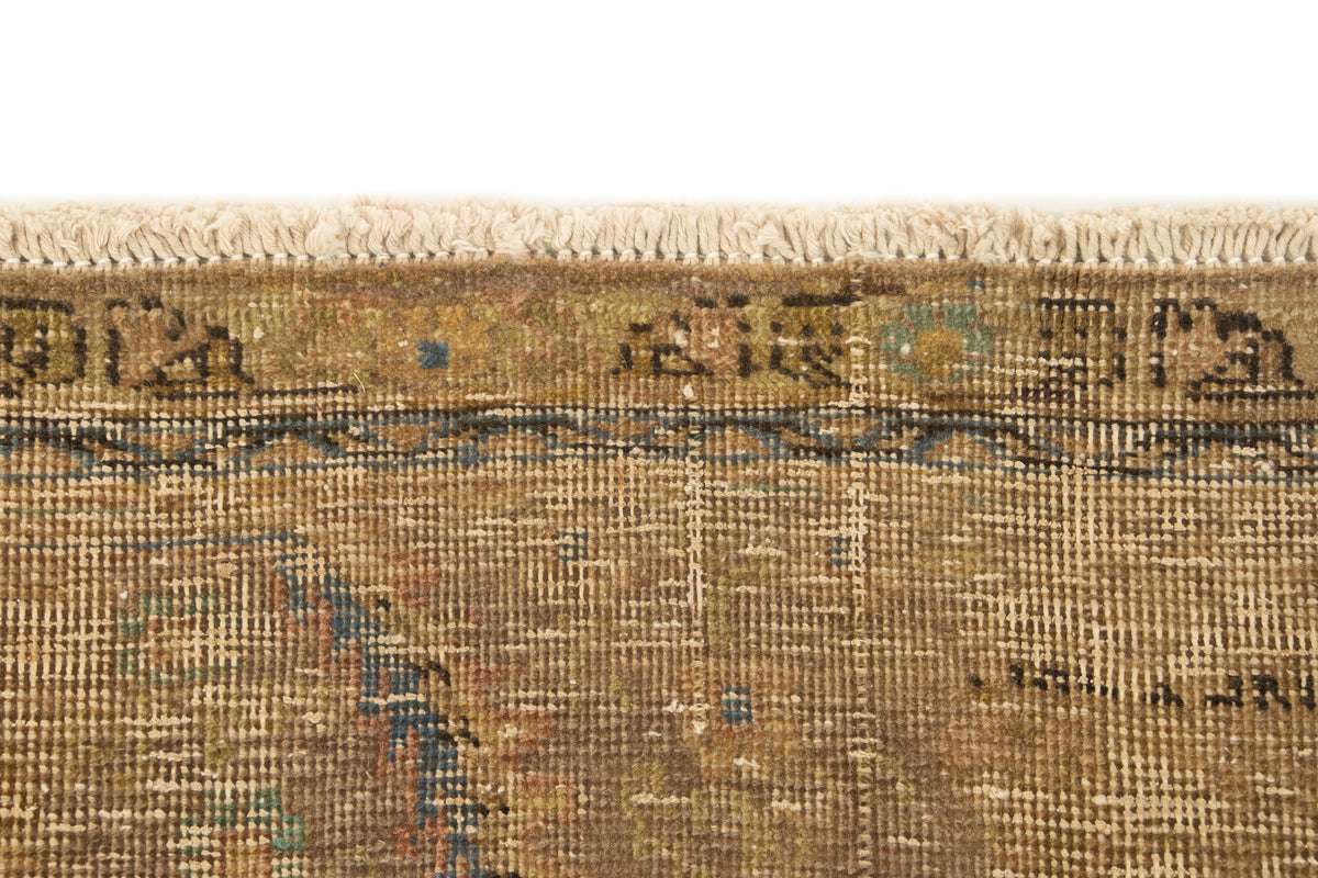 385 x 295 Vintage Royal