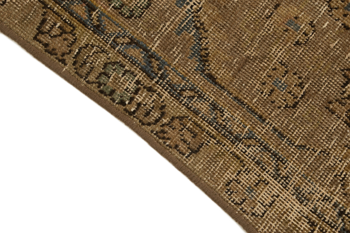 385 x 295 Vintage Royal