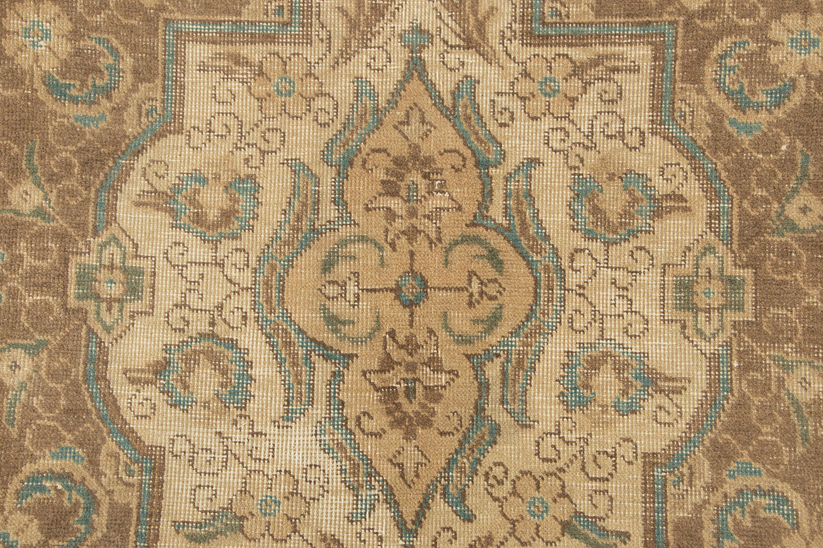 390 x 296 Vintage Royal