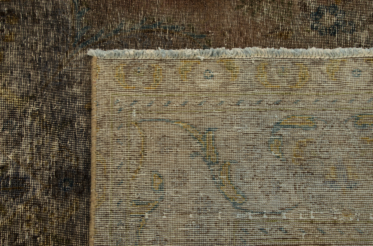 378 x 280 Vintage Royal