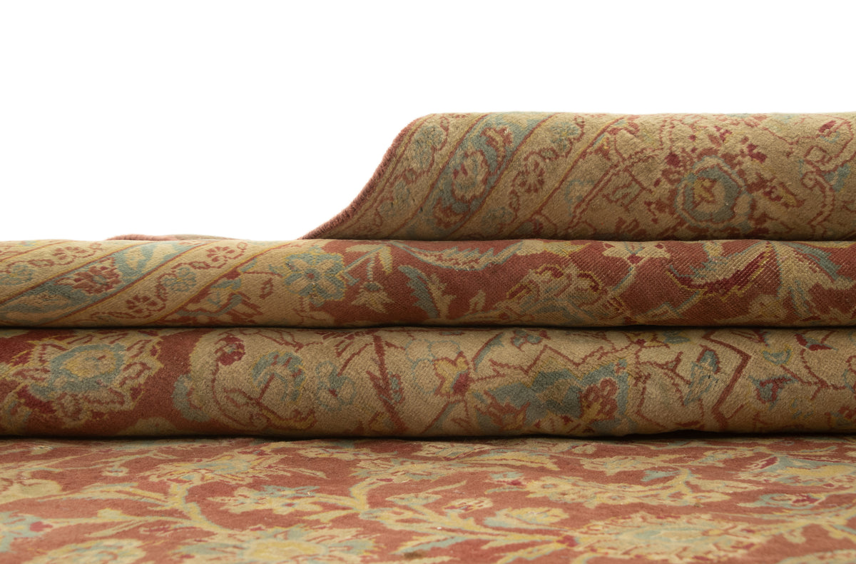 327 x 204 Vintage Royal