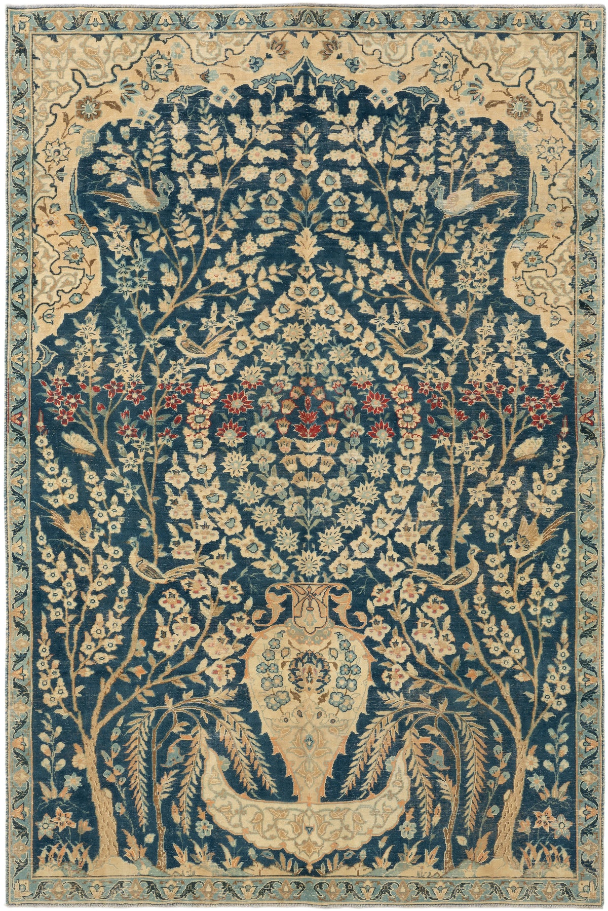 279 x 184 Vintage Royal