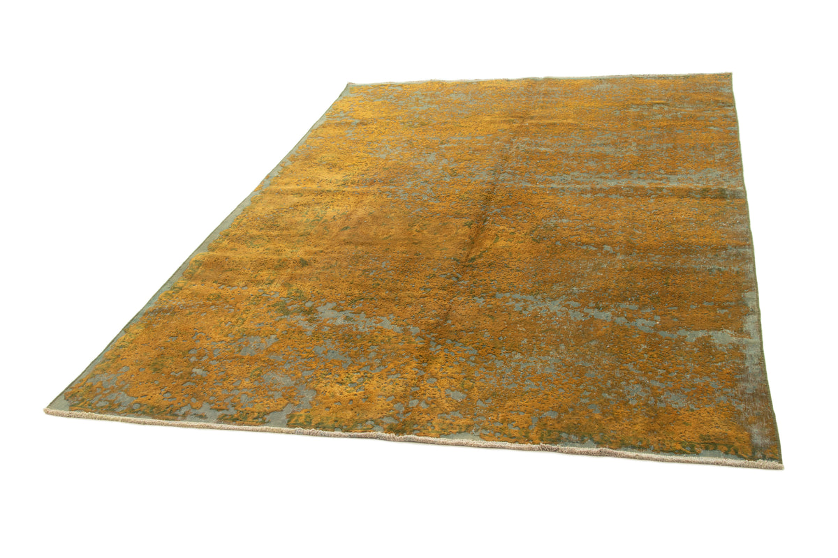 290 x 214 Vintage Royal