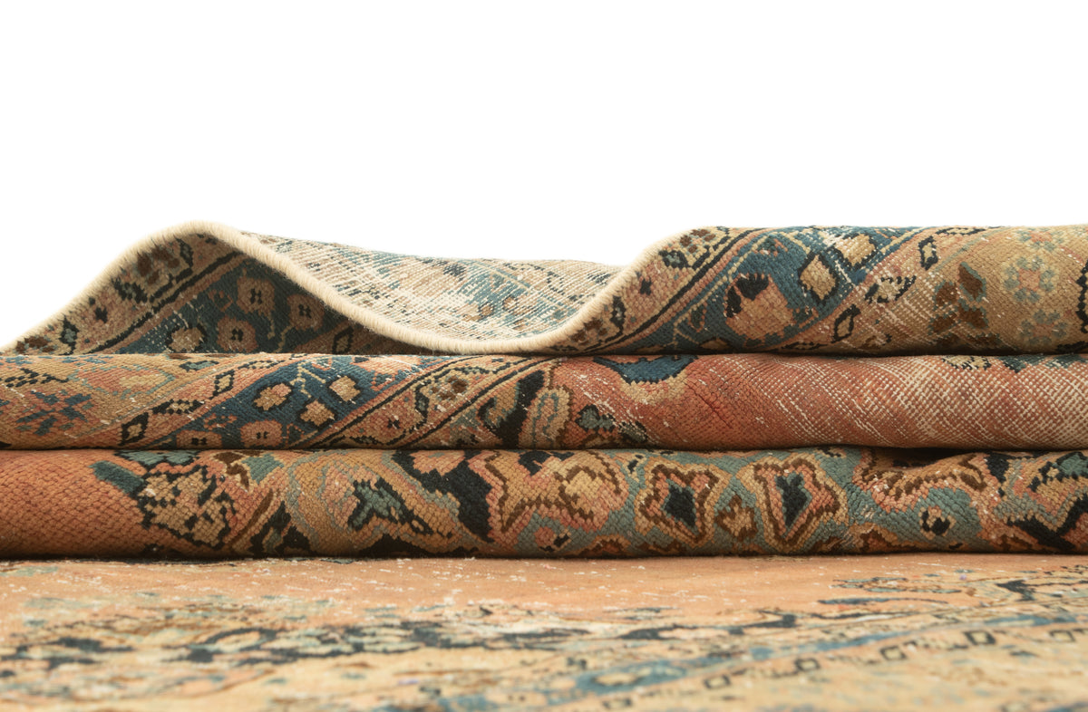 273 x 190 Vintage Royal