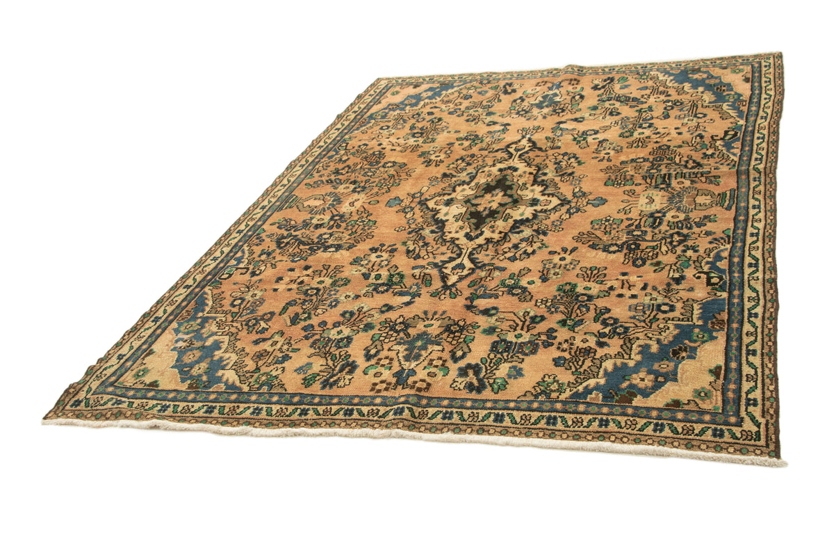 293 x 204 Vintage Royal