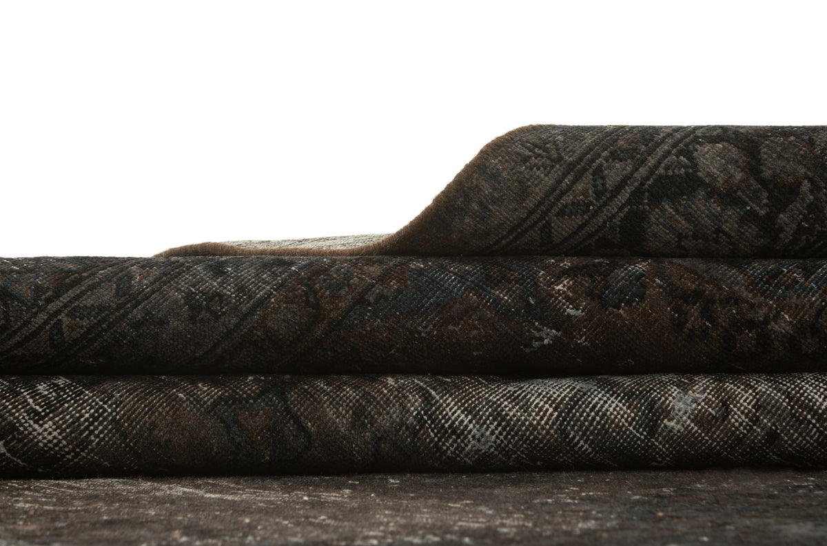 285 x 180 Vintage Royal